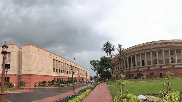 new-delhi-mps-eviction-notice-200-former-mps-asked-to-vacate-official-bungalows-in-lutyens